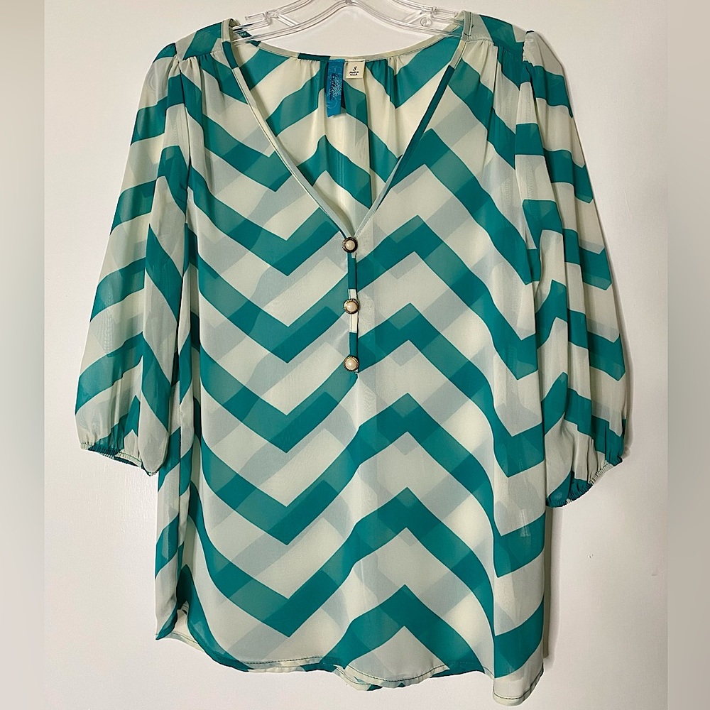 Chevron print blouse